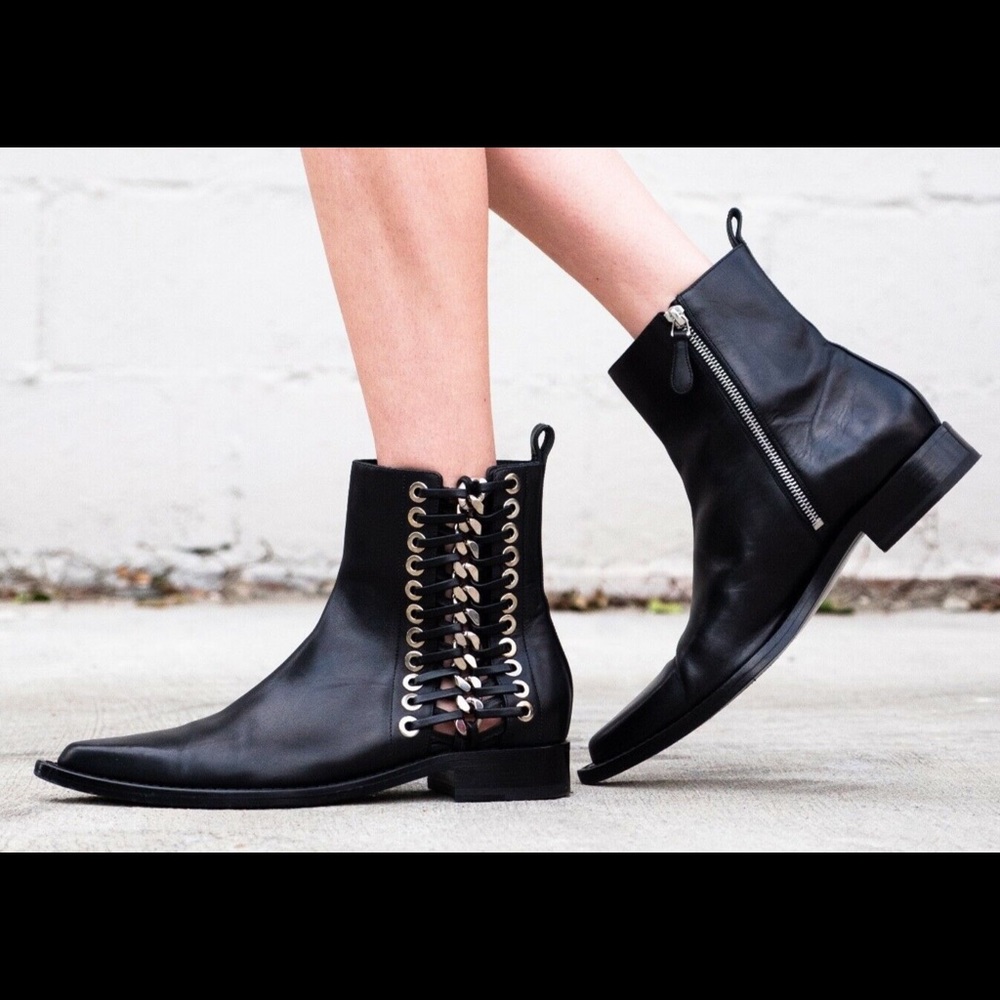 MCQUEEN Braided Chain Leather Chelsea Boots